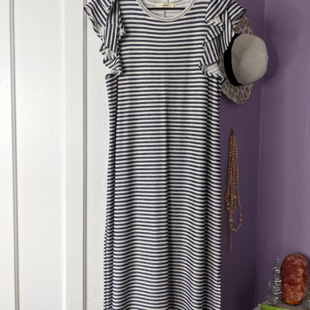 Entro Dress